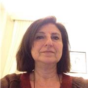 Laureata in scienze politiche con indirizzo storico